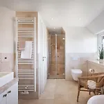 בית נופש Hues Freesenborg Oldsum