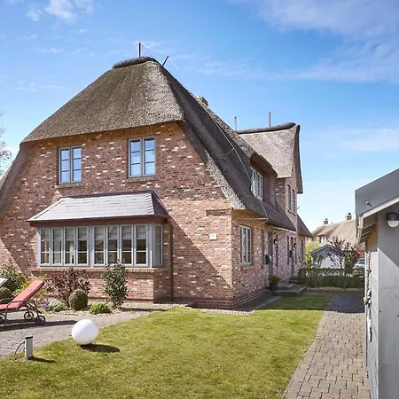 Semesterbostad Hues Freesenborg