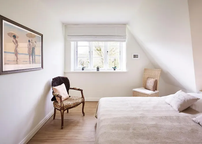 Semesterbostad Hues Freesenborg *